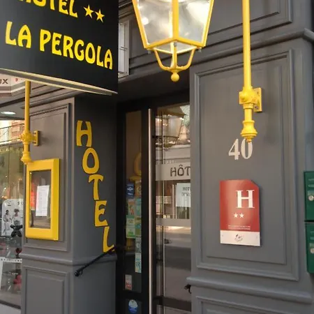 Hotel La Pergola D'arcachon