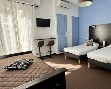 Hotel La Pergola D'arcachon 2*